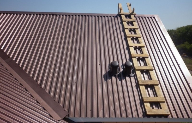 Профнастил для крыши: как выбрать