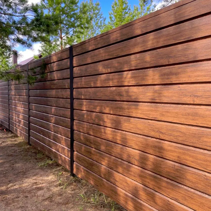 Фото 3 забор из металлосайдинга Евро-Брус под брус Темный Каштан 3D Принтек