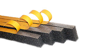 Уплотнитель универсальный, самоклеющийся 20мм*30мм*2000мм. фото Центр Металлокровли