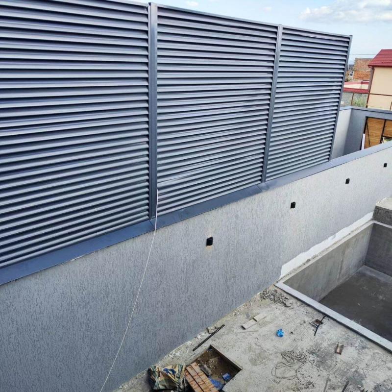 Забор типа жалюзи 55м с ламелями Еврожалюзи 