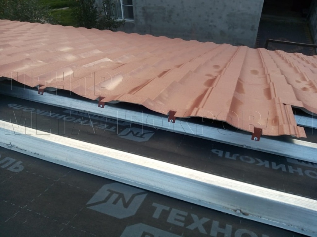 Металлочерепица Геркулес 8004 терракотовый Стальной Бархат от Центра Металлокровли в Саранске