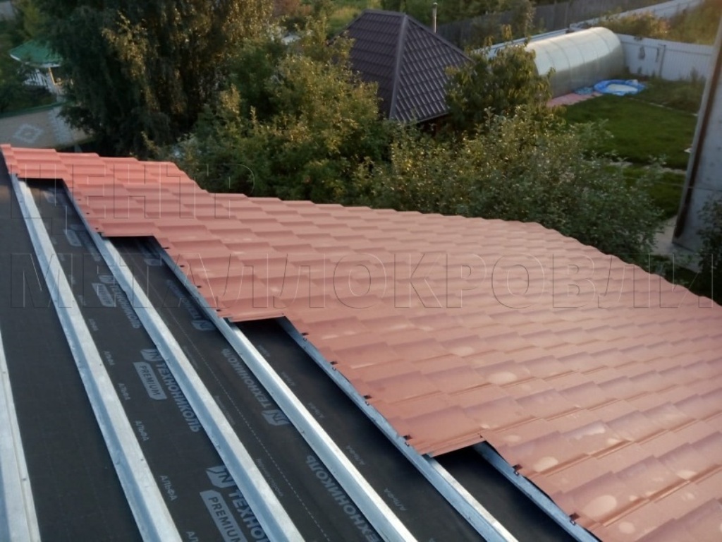 Металлочерепица Геркулес 8004 терракотовый Стальной Бархат от Центра Металлокровли в Саранске