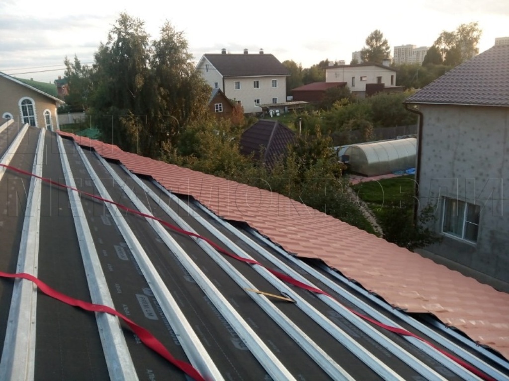 Металлочерепица Геркулес 8004 терракотовый Стальной Бархат от Центра Металлокровли в Саранске