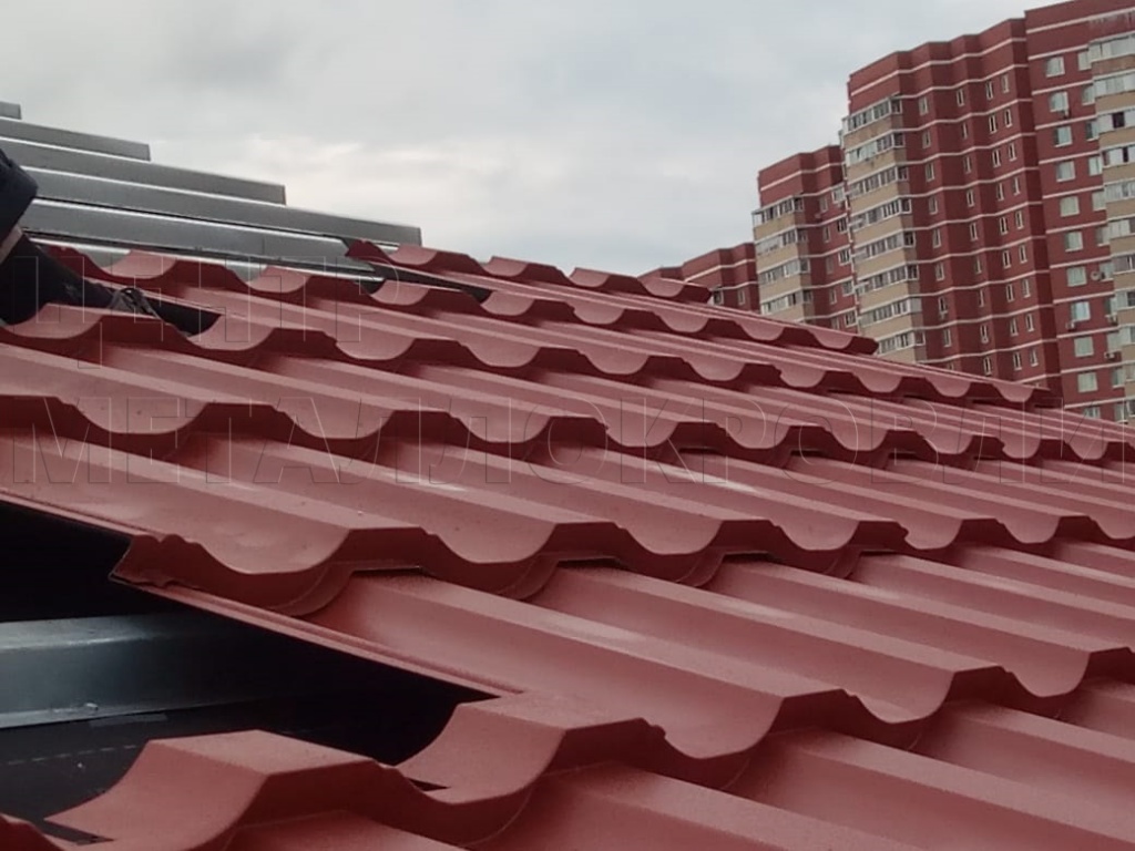 Металлочерепица Геркулес 8004 терракотовый Стальной Бархат от Центра Металлокровли в Саранске