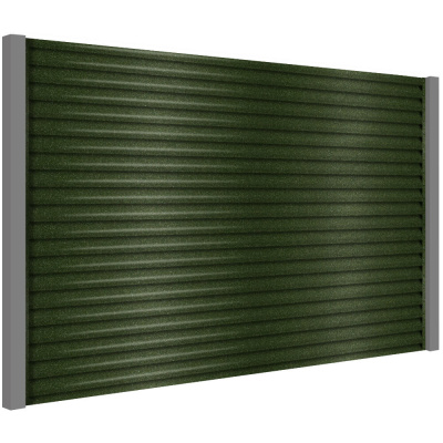 Секция забора жалюзи из ламелей еврожалюзи RAL6005 Зеленый Мох Стальной Бархат с металлическими столбами